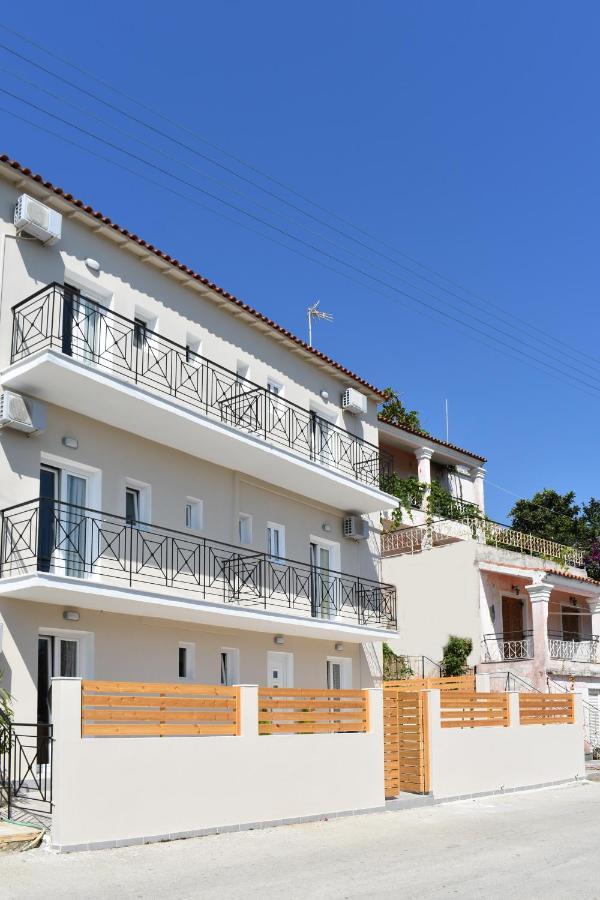 Ferienwohnung Roys Blu Kávos Exterior foto