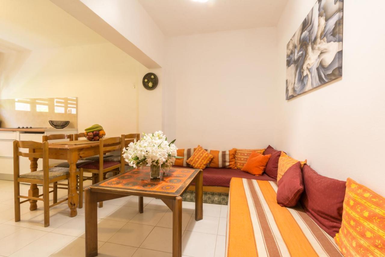 Ferienwohnung Roys Blu Kávos Exterior foto